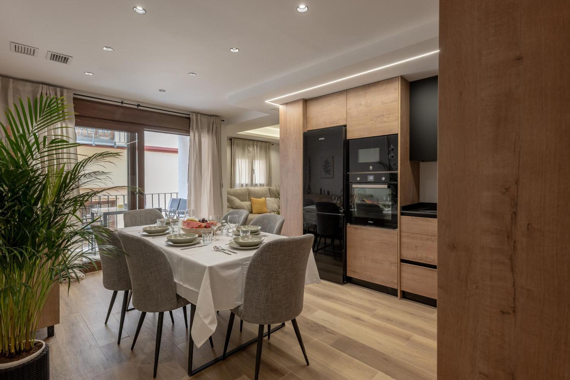 Comeback Casta Diva Apartment *